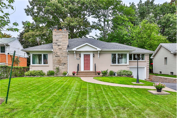 399 River Side Dr, Oakville