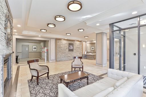 61 Heintzman St, #312