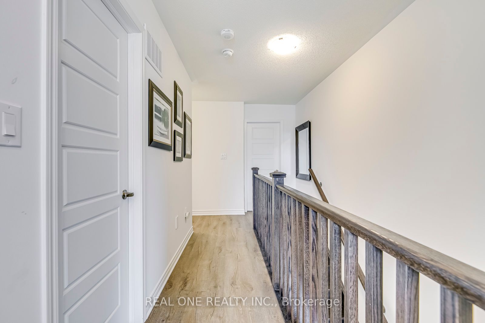 1772 Thames Circle