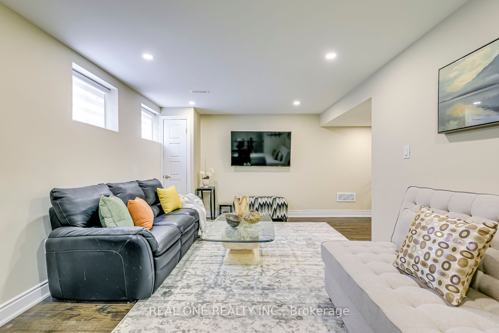 1772 Thames Circle