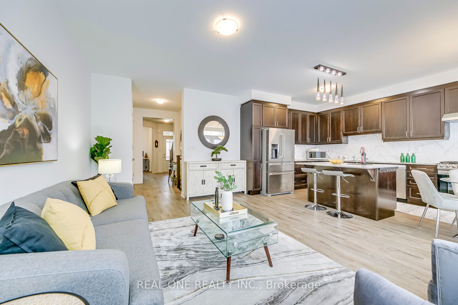 1772 Thames Circle