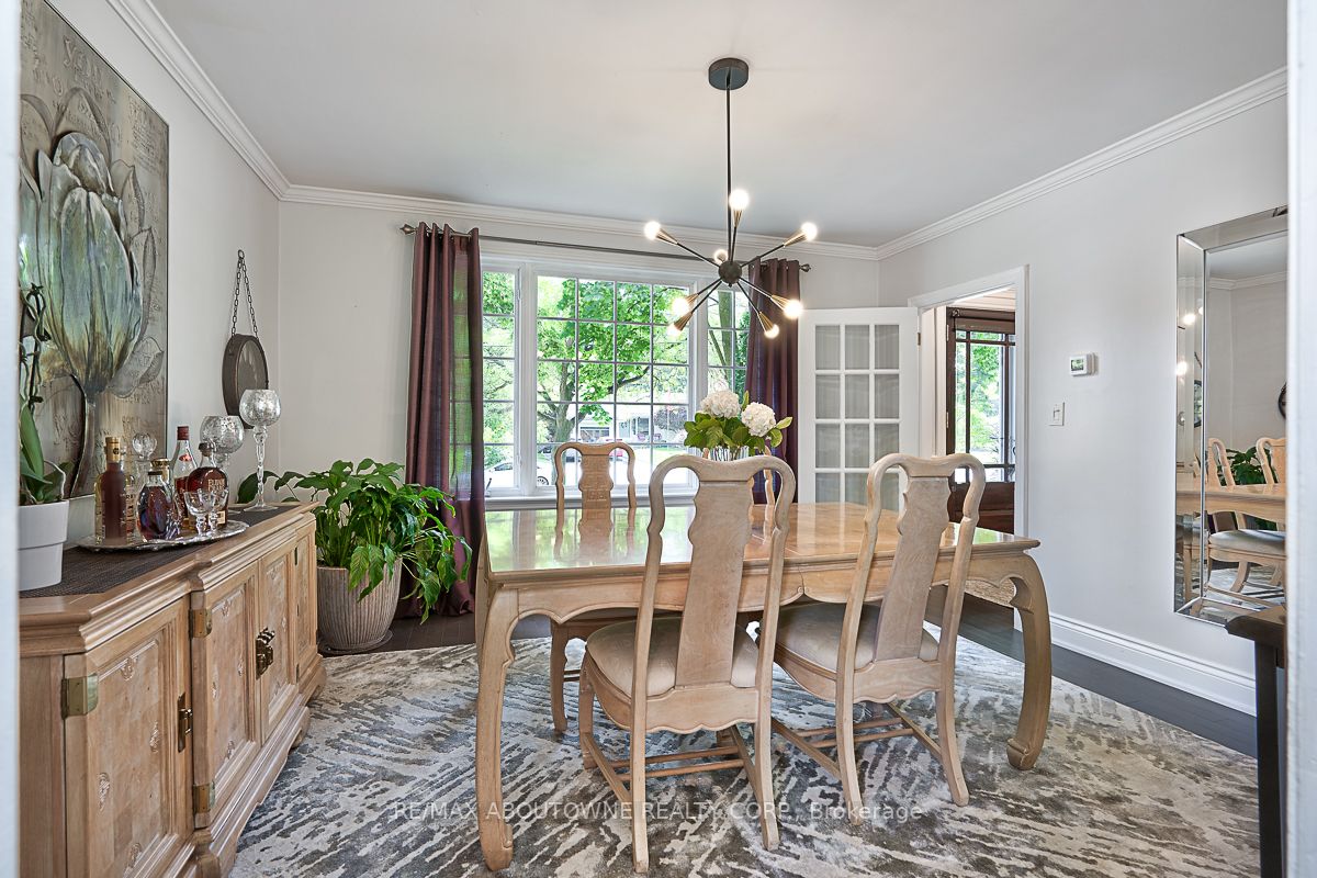 234 River Side Dr