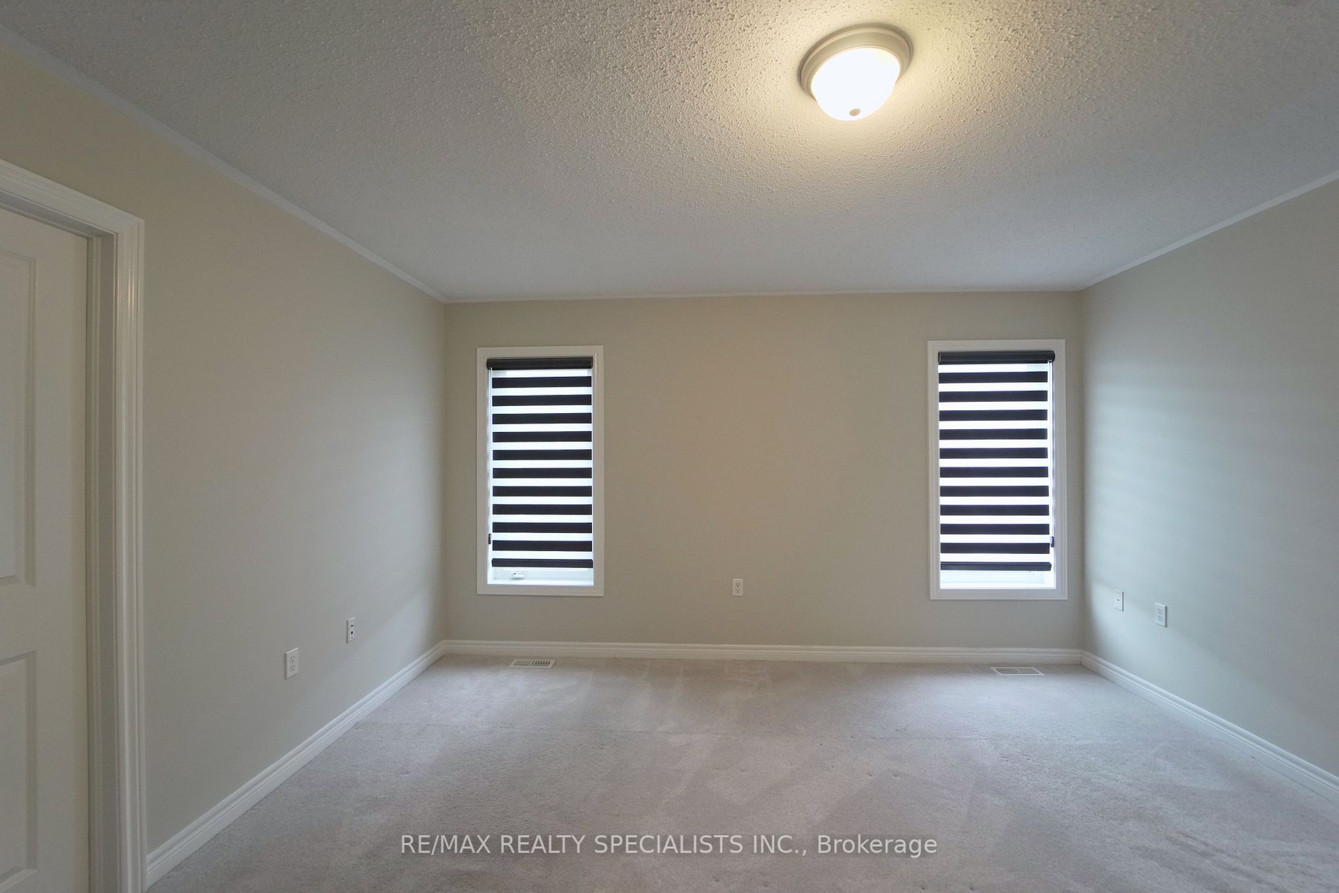 39 Maple Trail Road