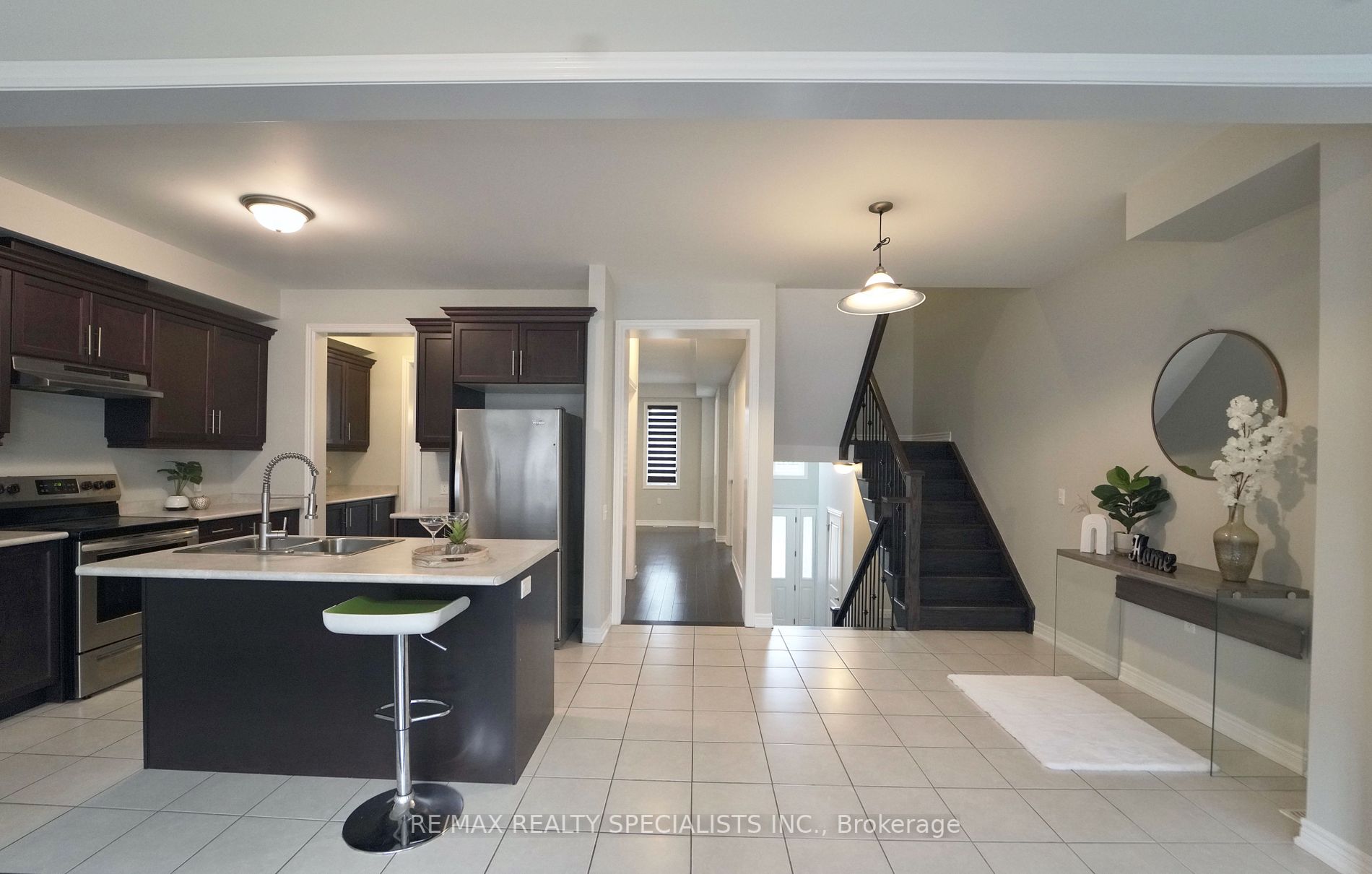 39 Maple Trail Road
