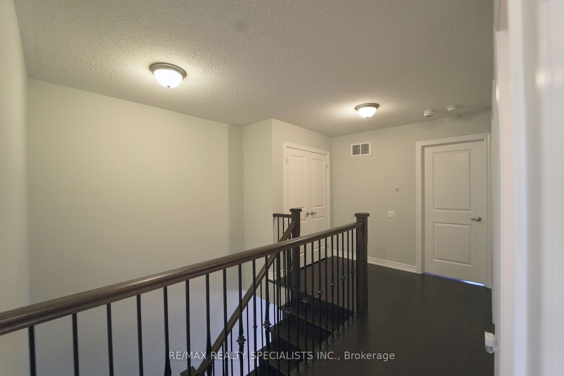 39 Maple Trail Road