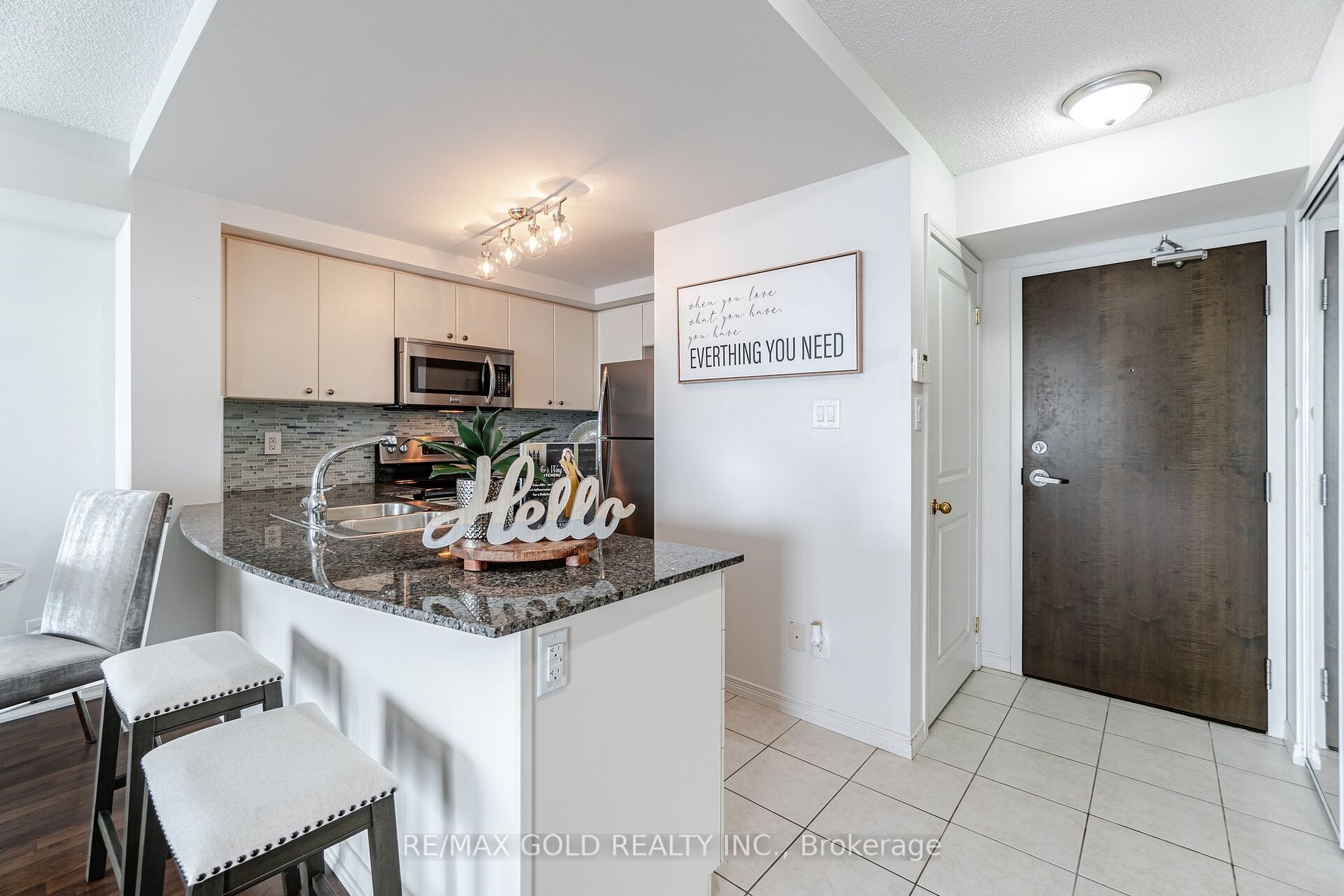 9 George St, #1608