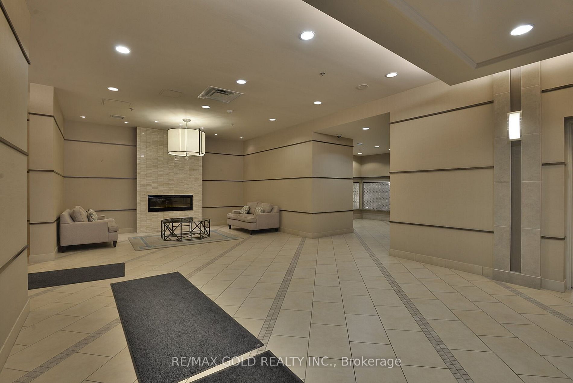 9 George St, #1608