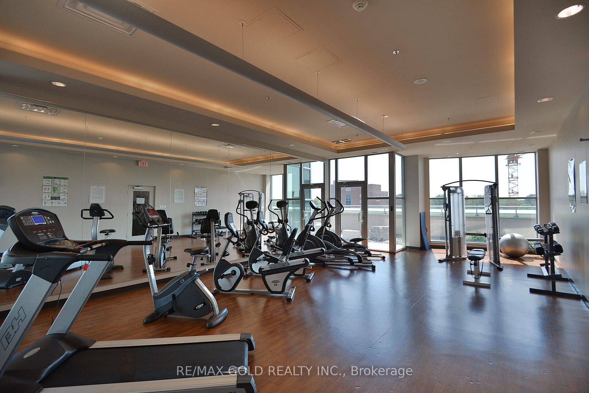 9 George St, #1608