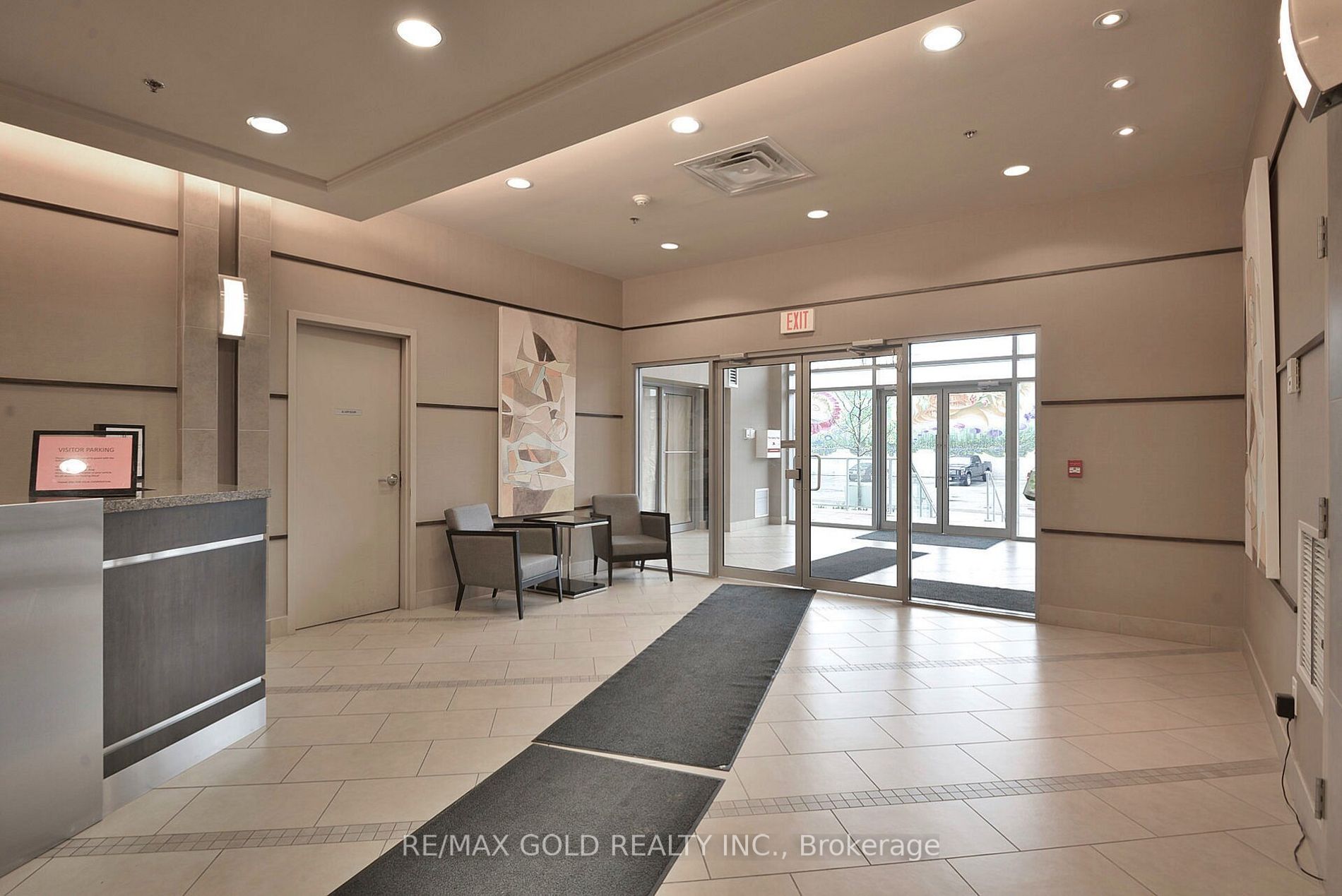 9 George St, #1608