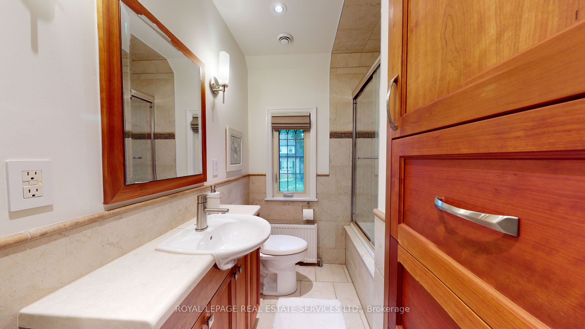 23 Verbena Ave