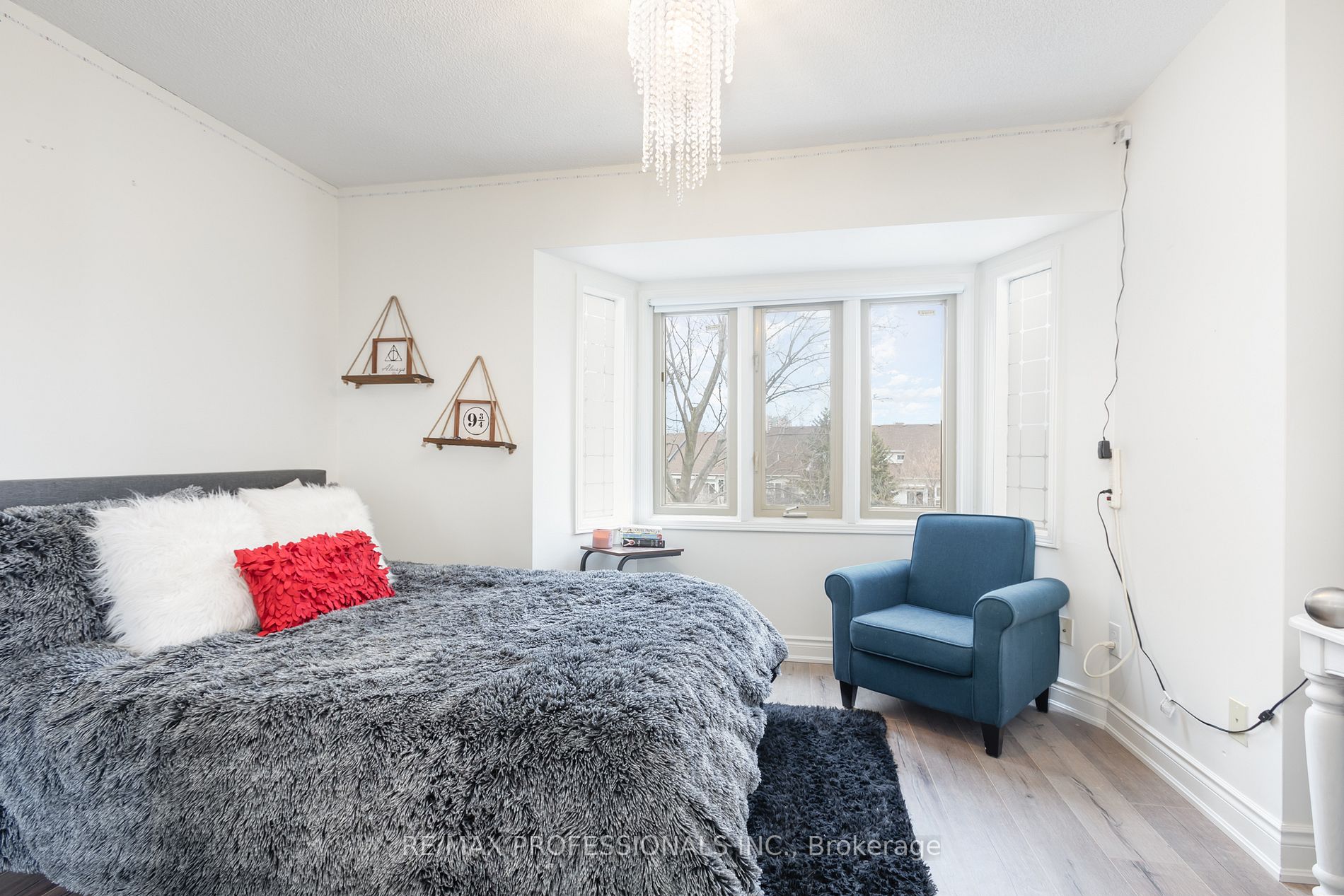 895 Maple Ave, #710