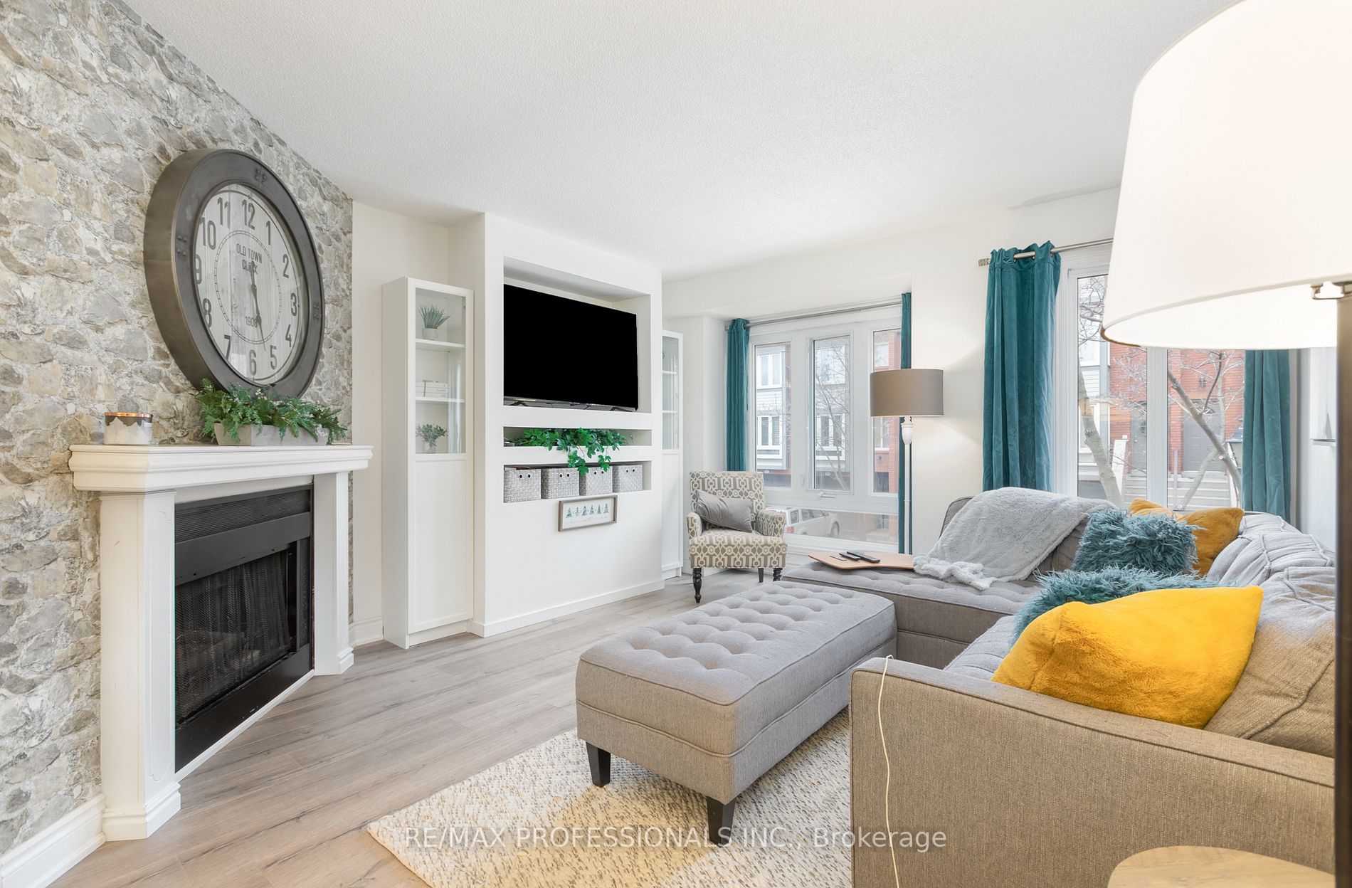 895 Maple Ave, #710