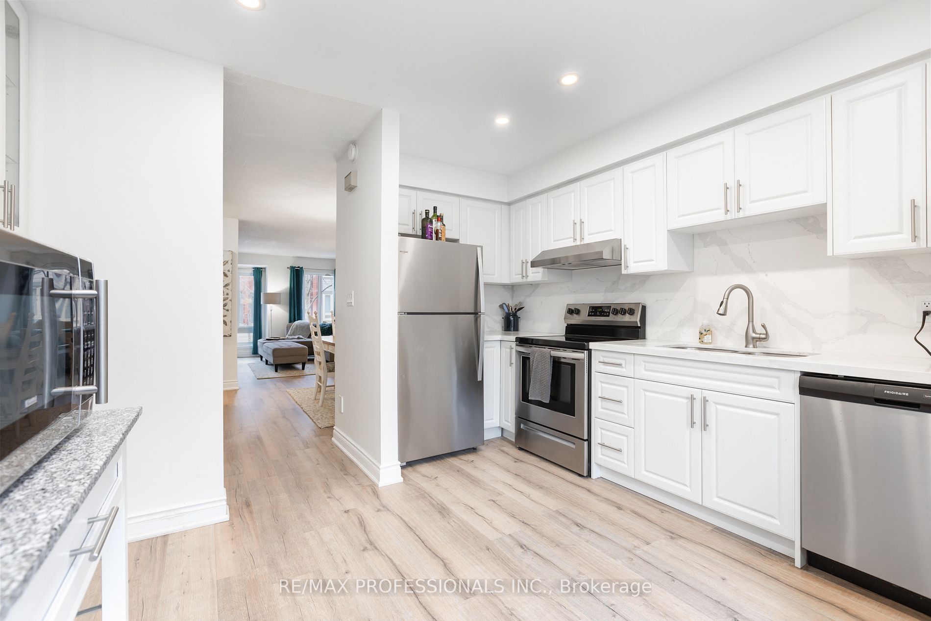 895 Maple Ave, #710