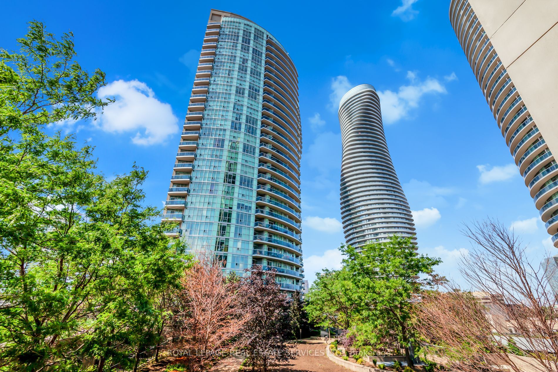 90 Absolute Ave, #406