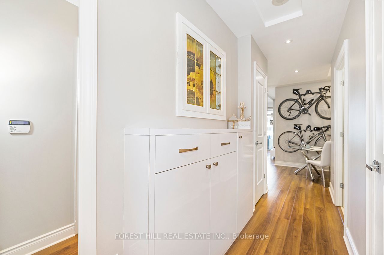 16 Brookers Lane, #2106