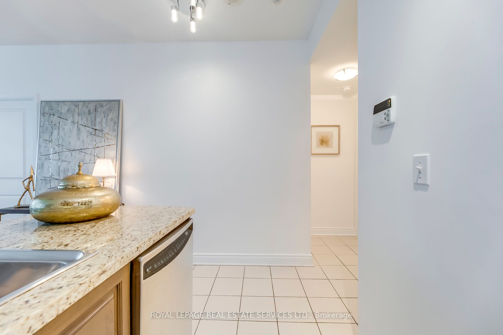1910 Lake Shore Blvd W, #1203