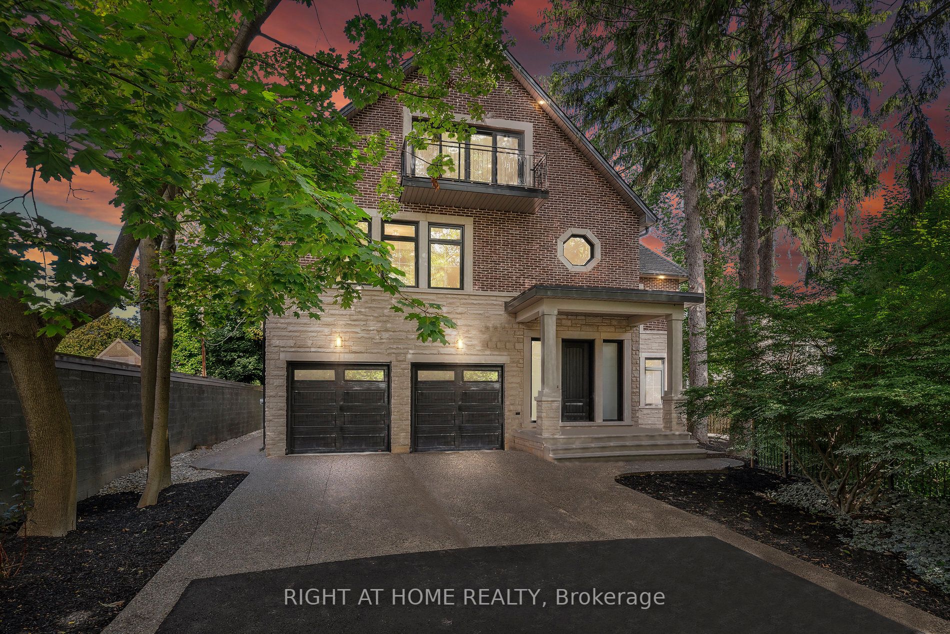 2409 Lakeshore Rd