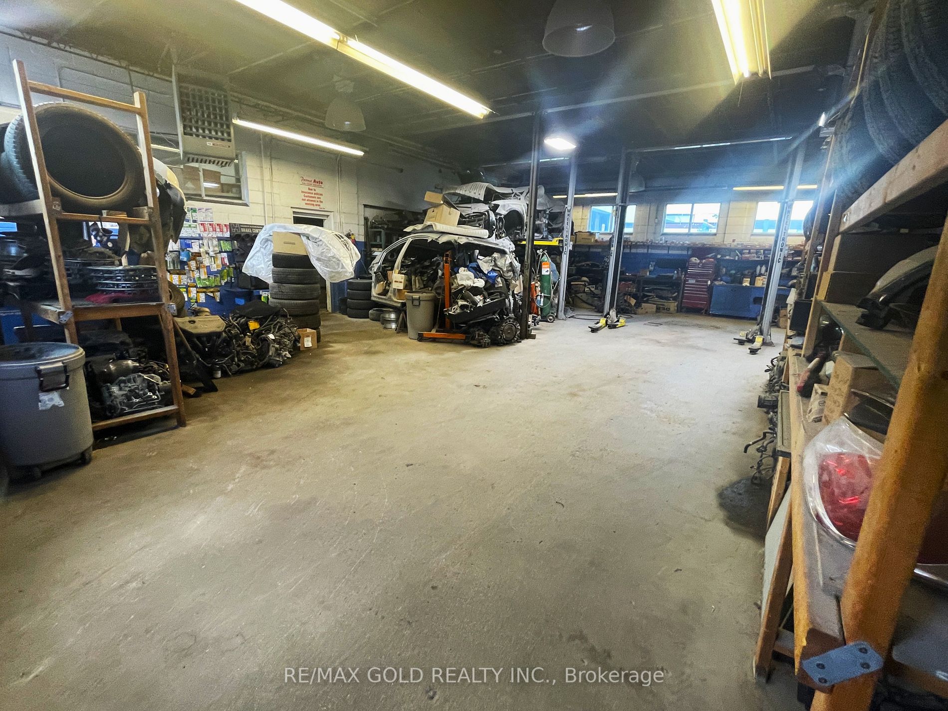 50 Brydon Dr