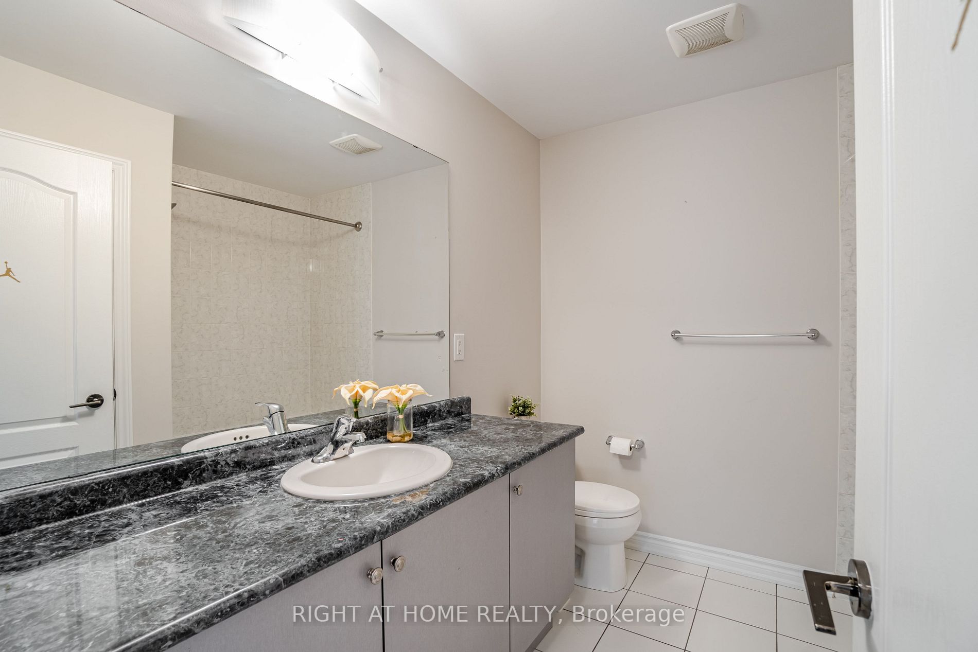 71 Baffin Cres