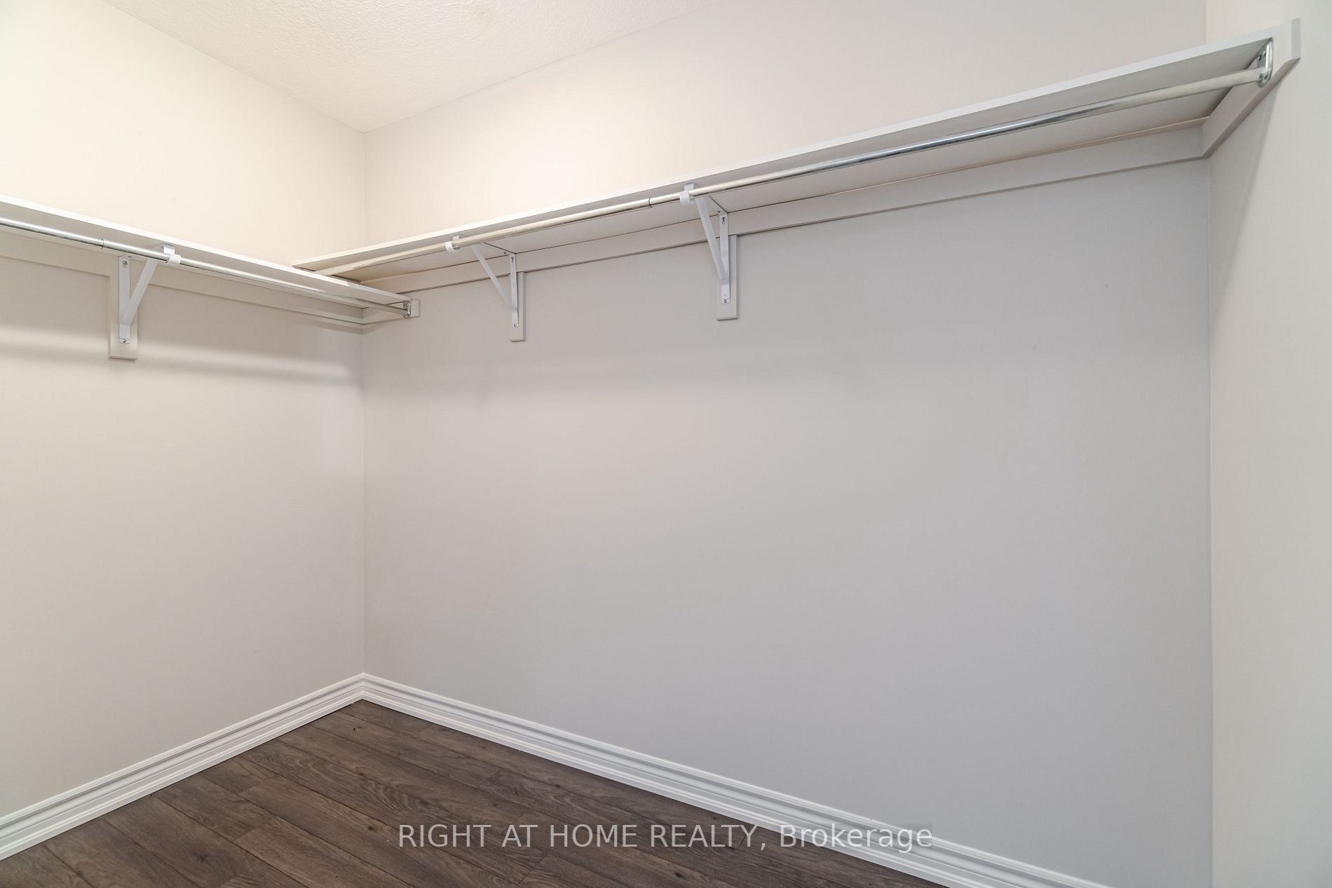 71 Baffin Cres