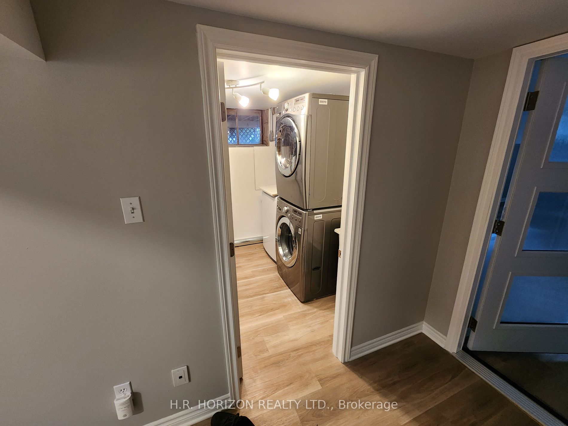 343 Henderson Street, #Lower