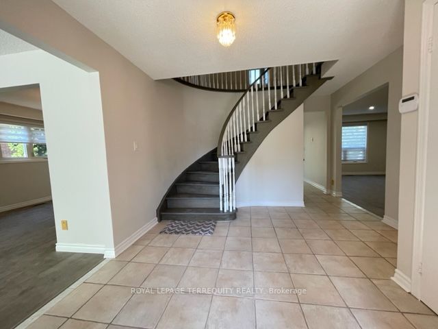 743 Fieldstone Rd