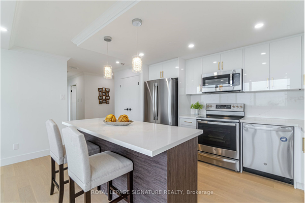 3700 Kaneff Cres, Mississauga