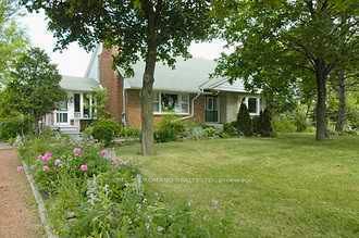 8040 Mayfield Rd