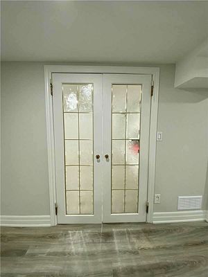 2481 Poplar Cres, #Basemen