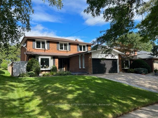 2481 Poplar Cres, #Basemen