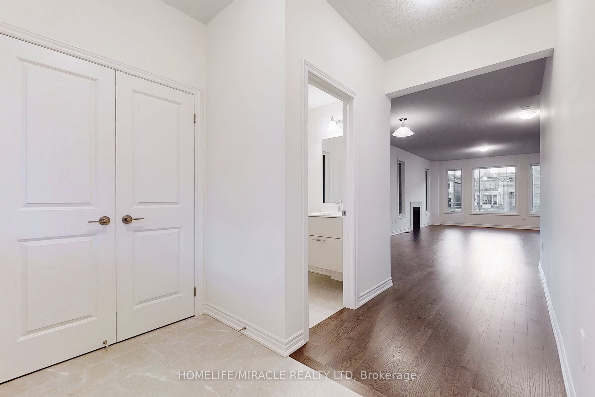 1502 Strawberry Landing