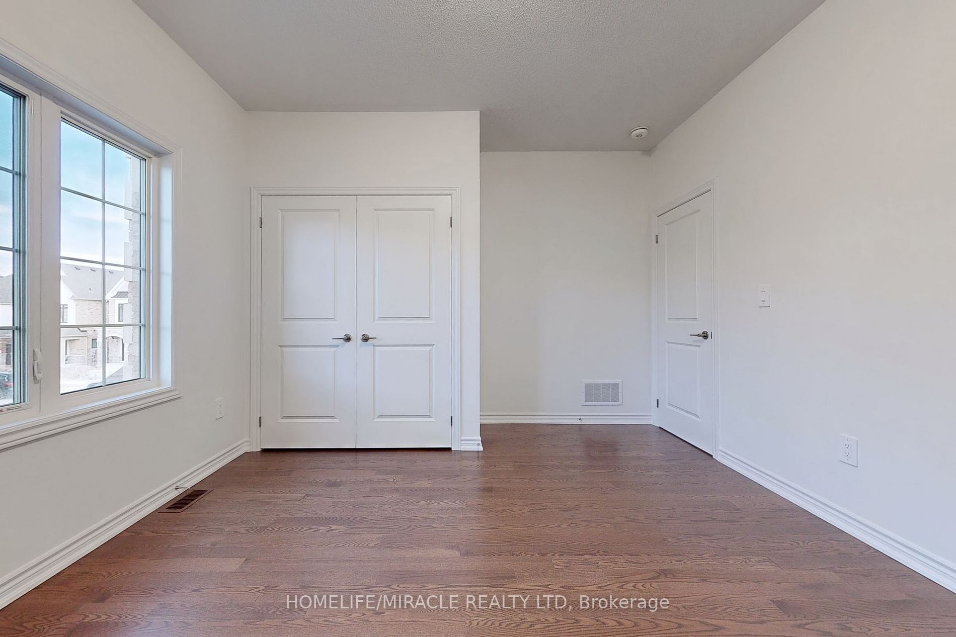 1502 Strawberry Landing