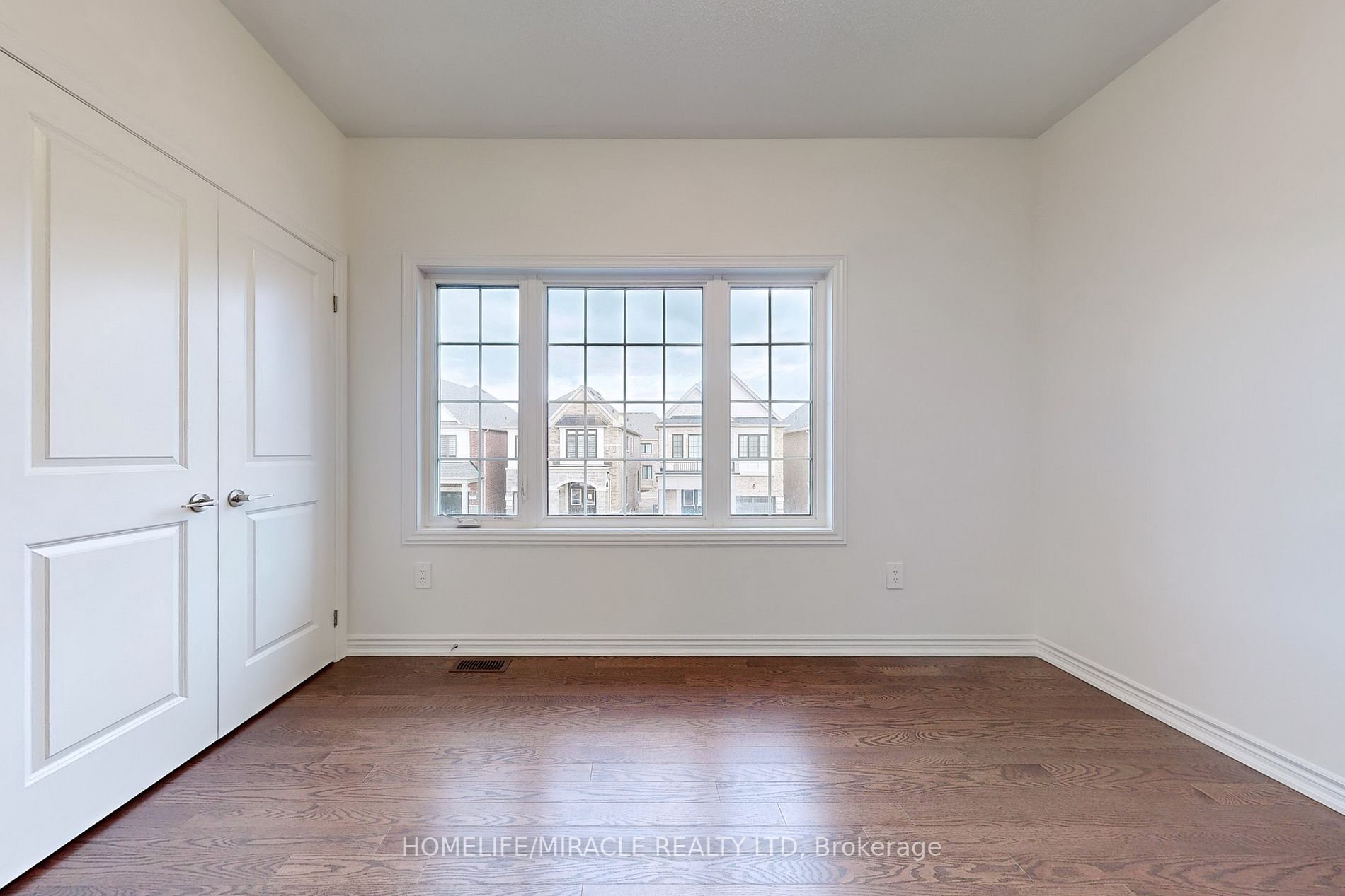 1502 Strawberry Landing