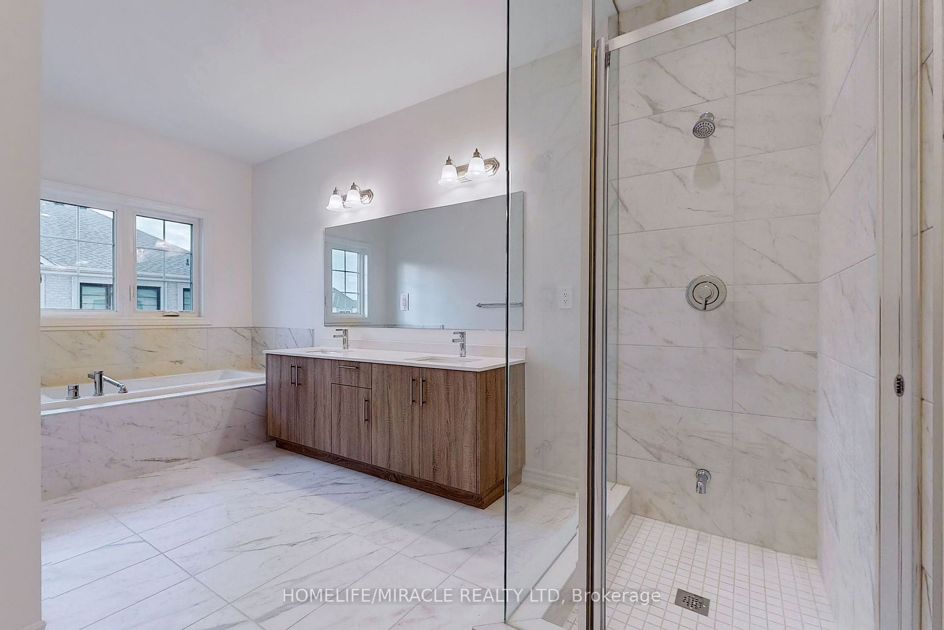 1502 Strawberry Landing