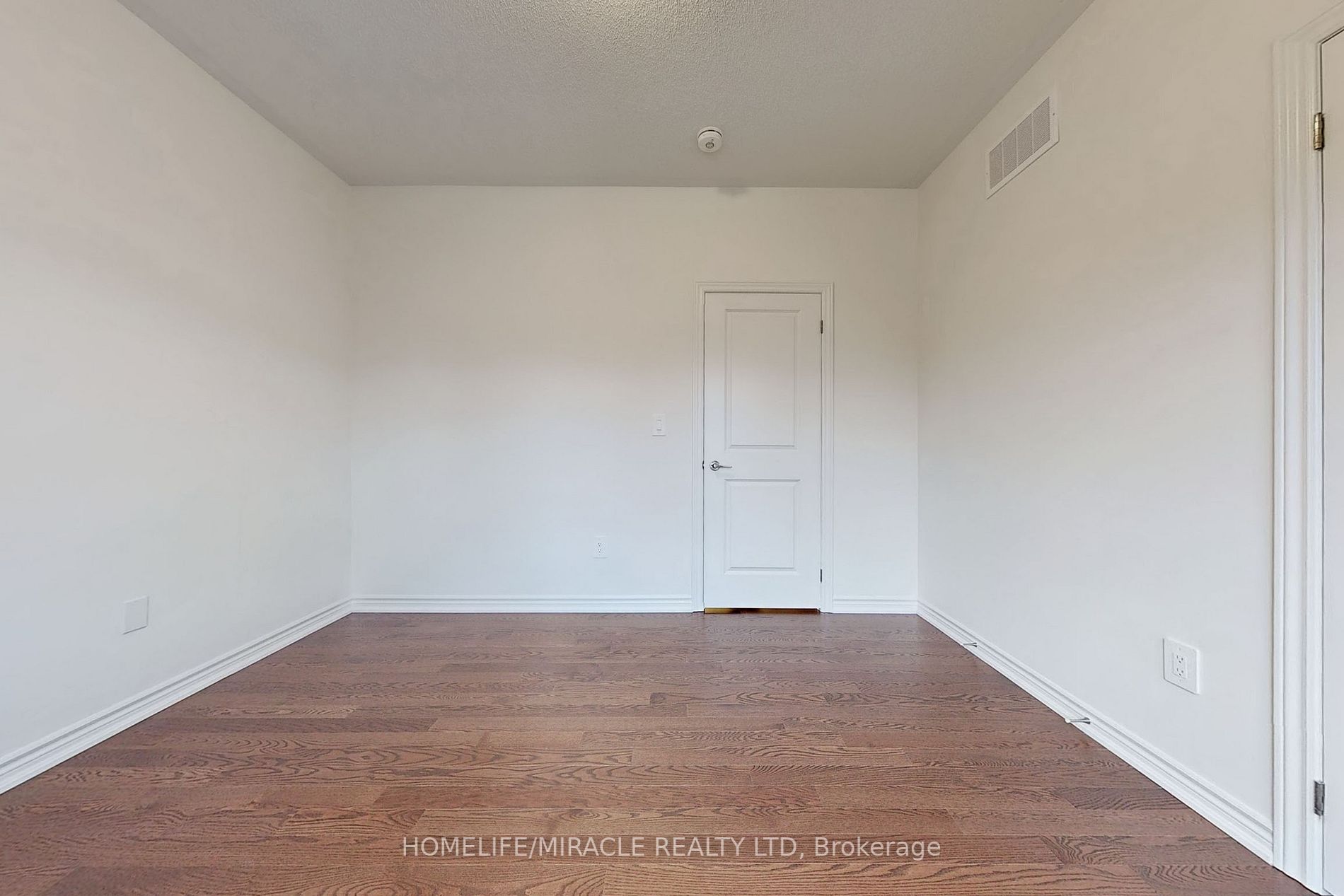 1502 Strawberry Landing