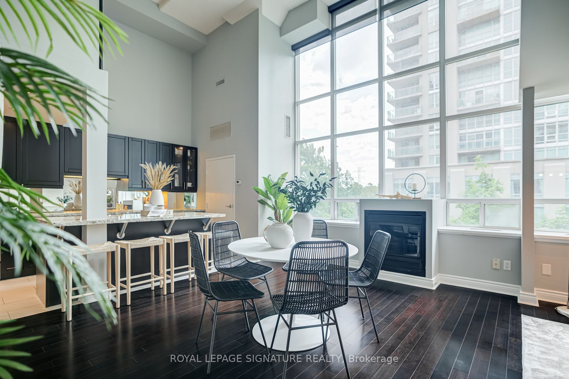 300 Manitoba St, #205