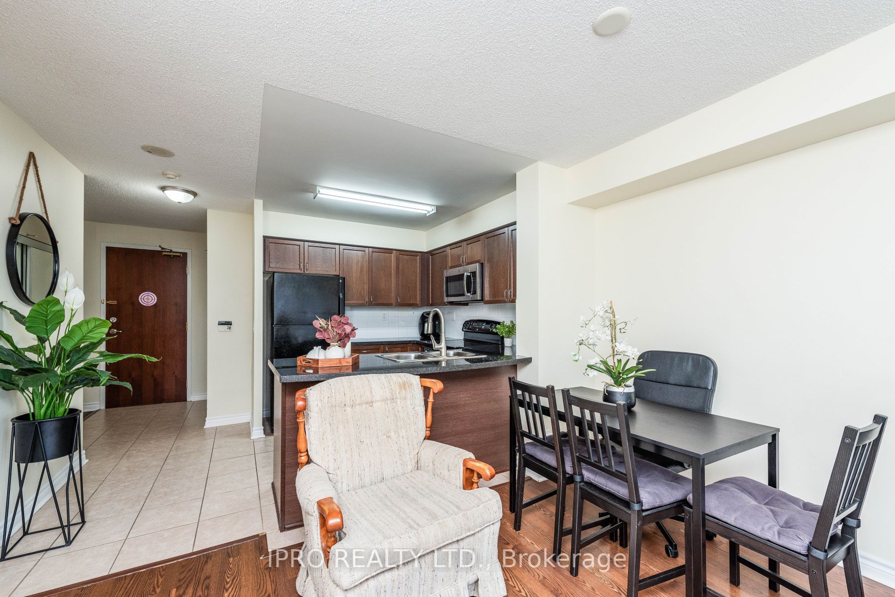 5 Michael Power Place #1804