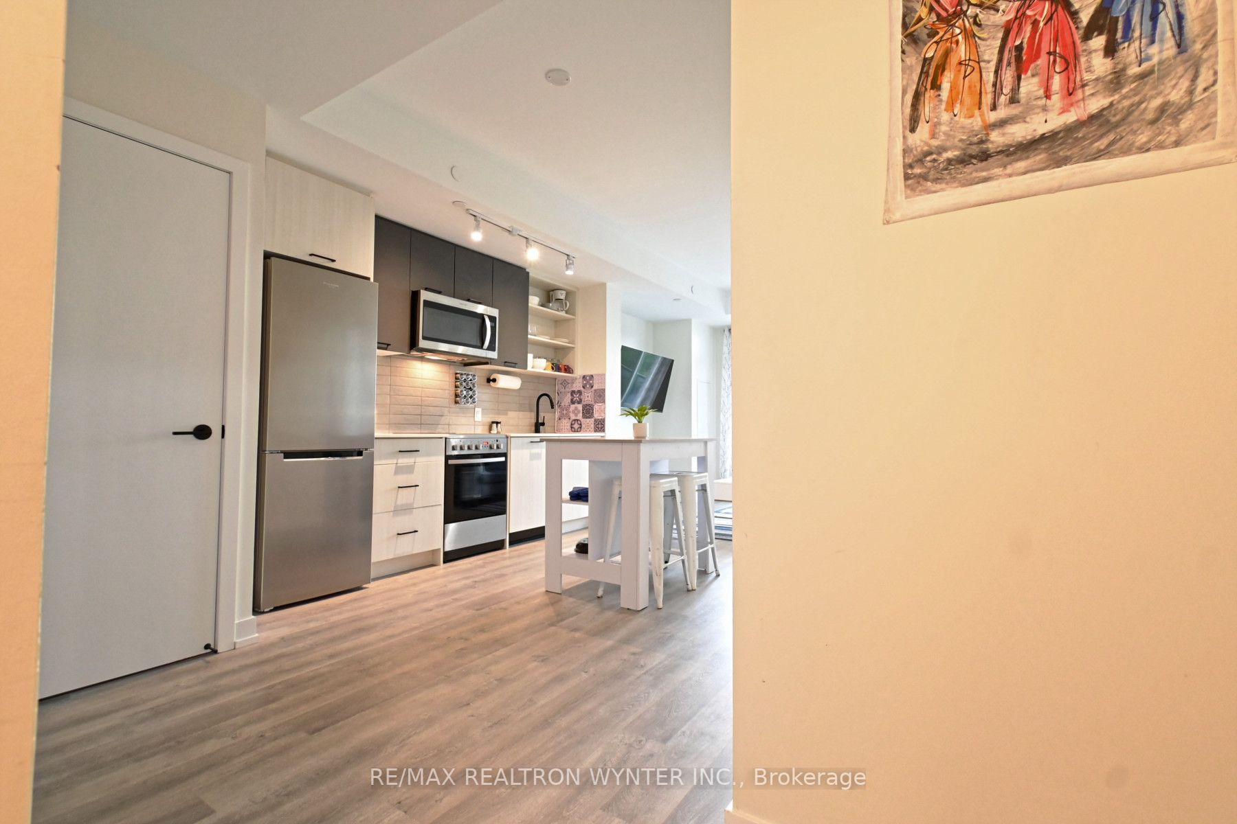 2300 St. Clair Ave W, #328