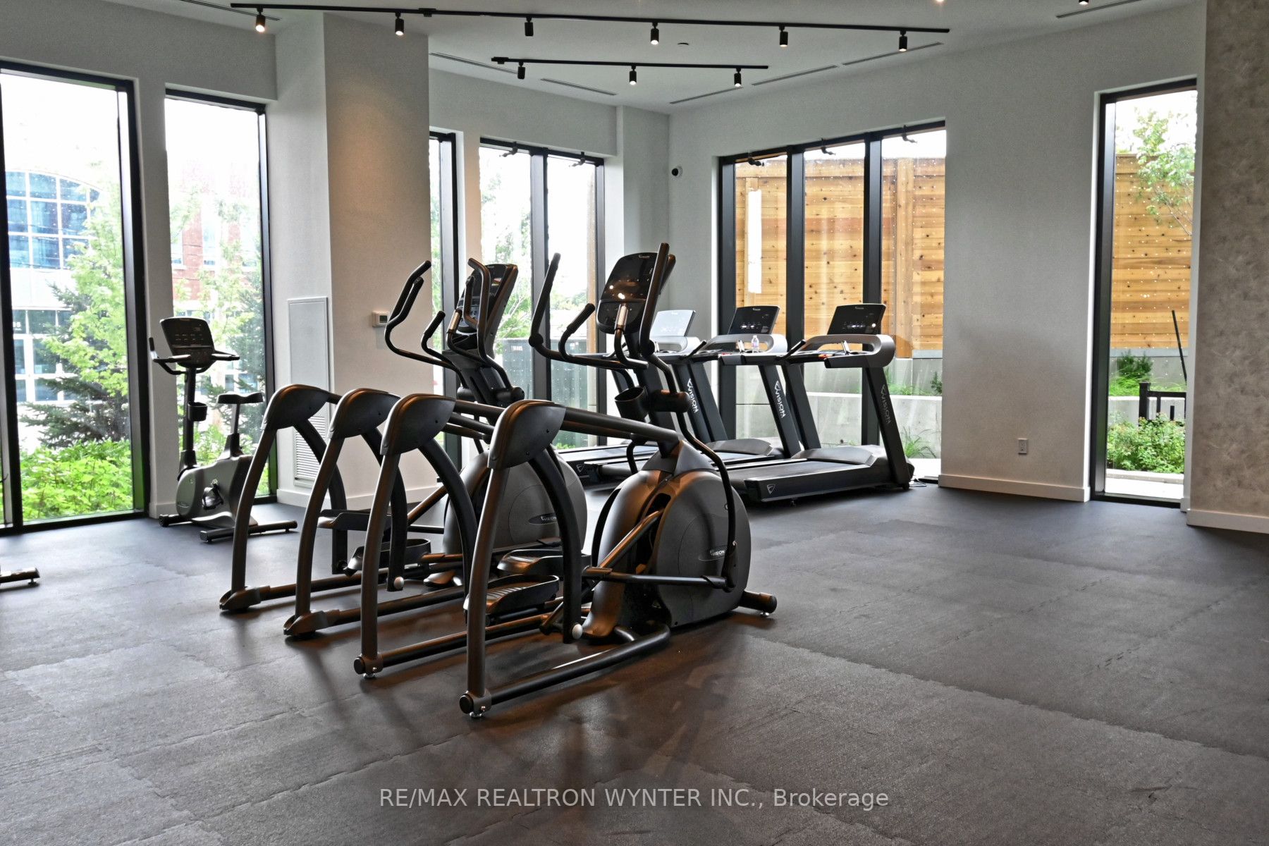 2300 St. Clair Ave W, #328