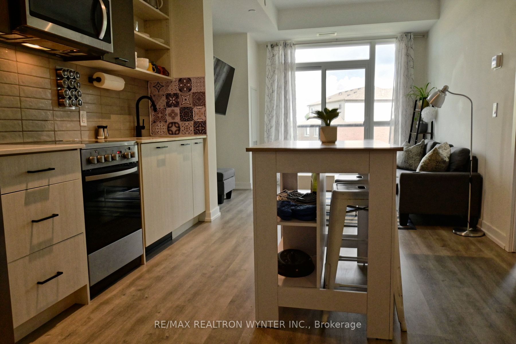 2300 St. Clair Ave W, #328
