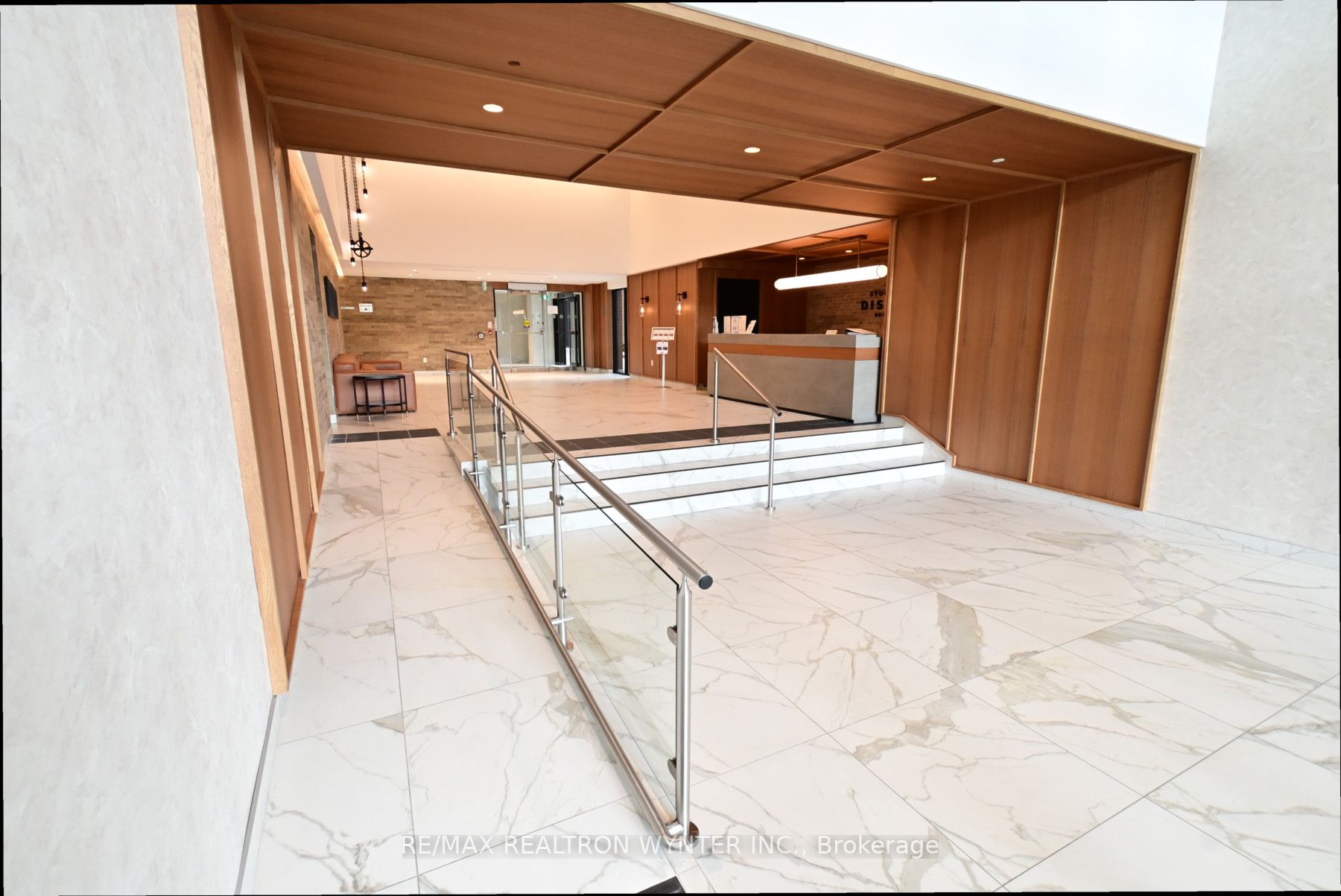 2300 St. Clair Ave W, #328