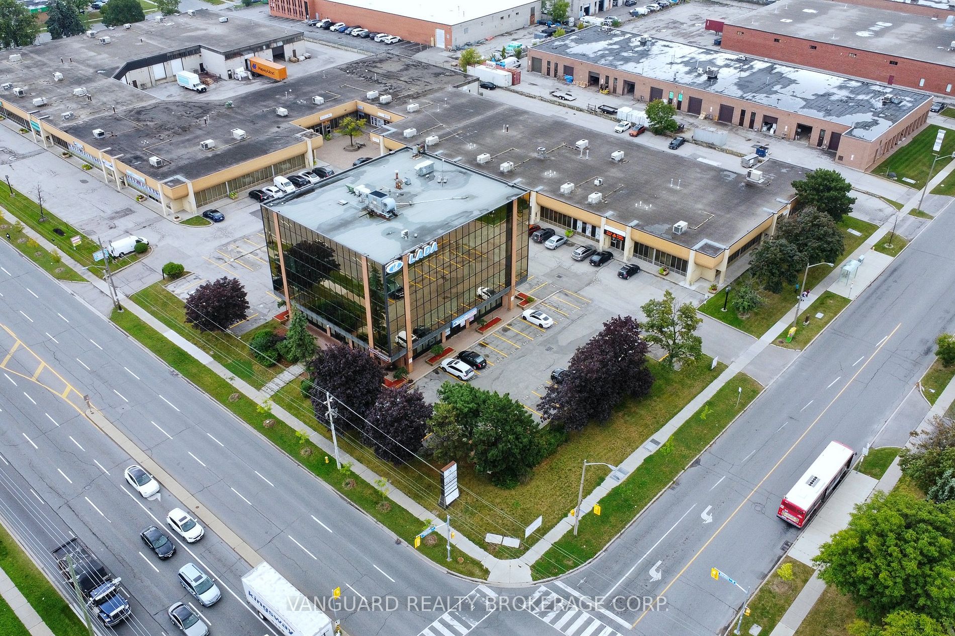 Listing W6807396 - Large Photo # 4
