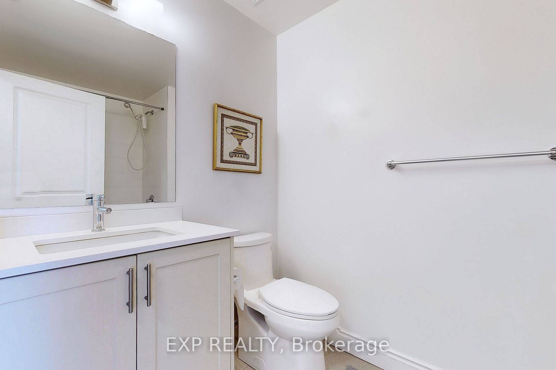 1050 Main St E, #806