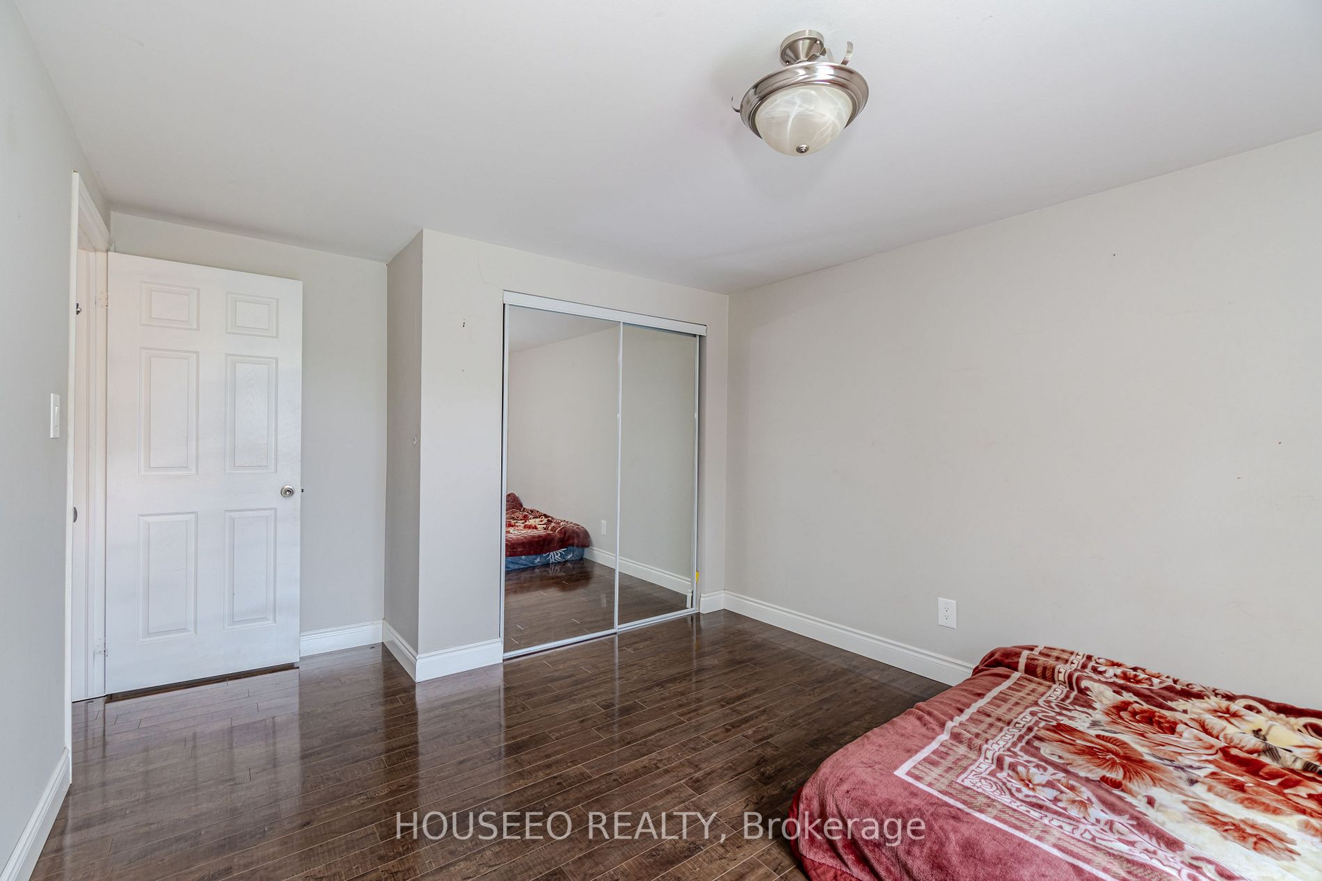 47 Glenora Cres