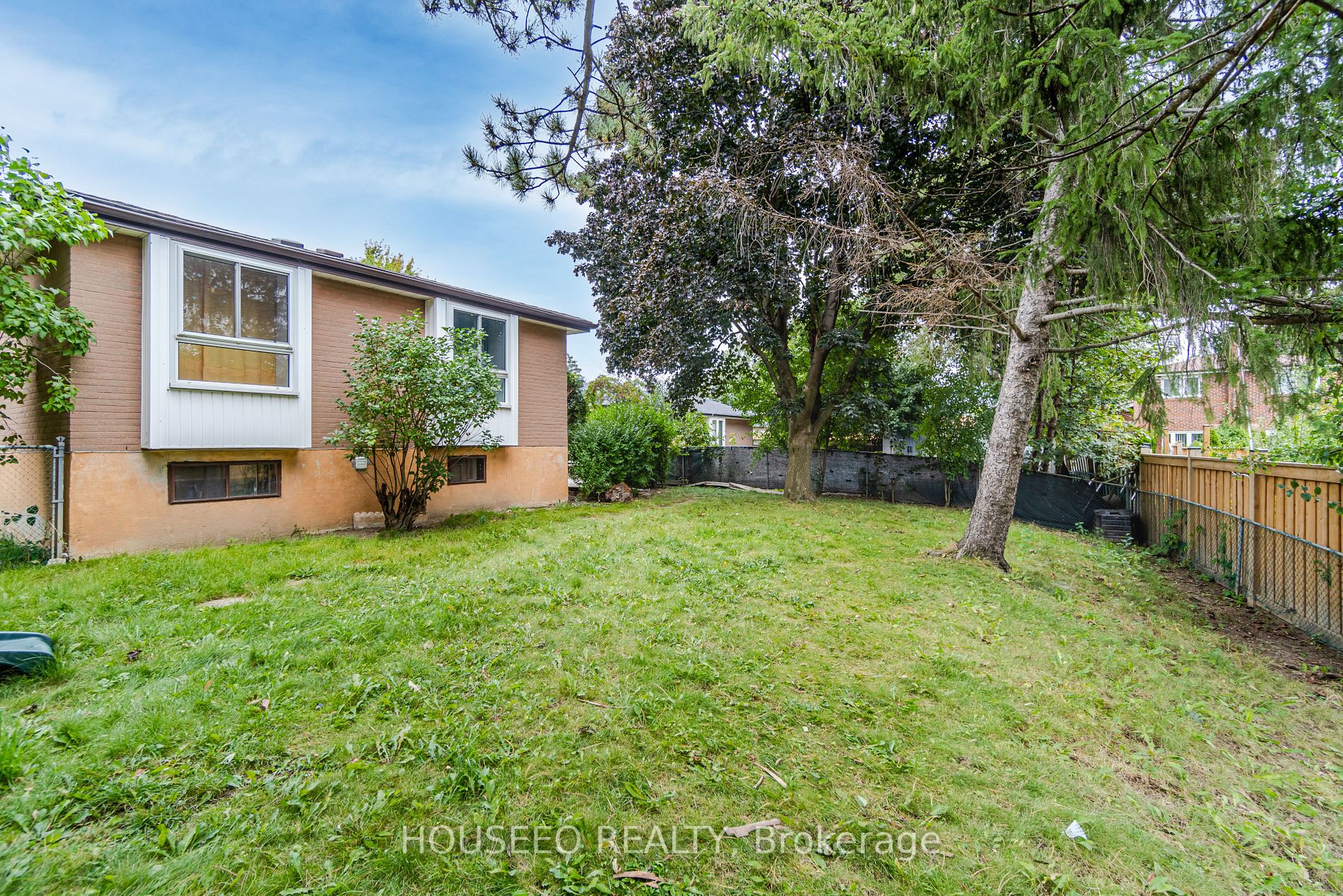 47 Glenora Cres
