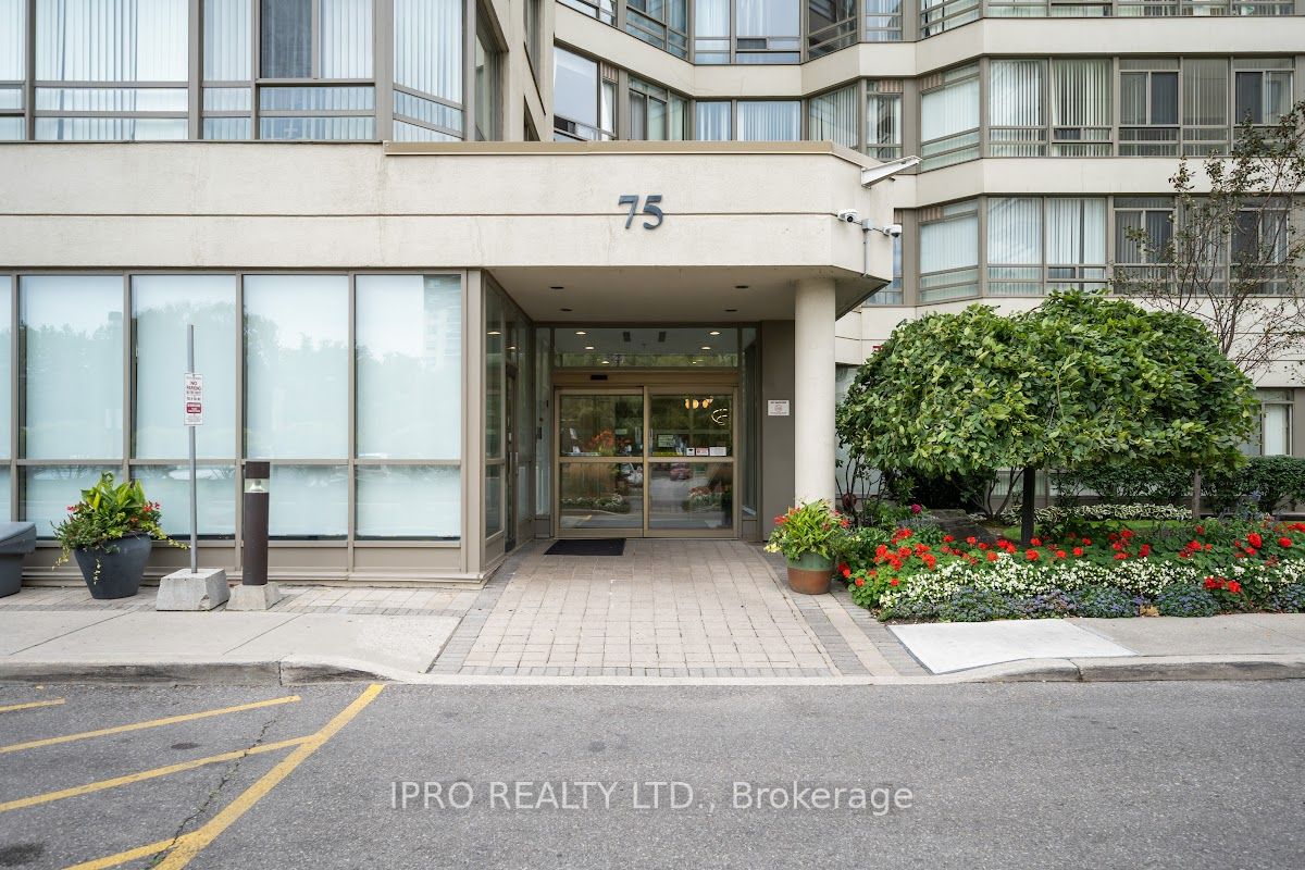 75 King St E, #206