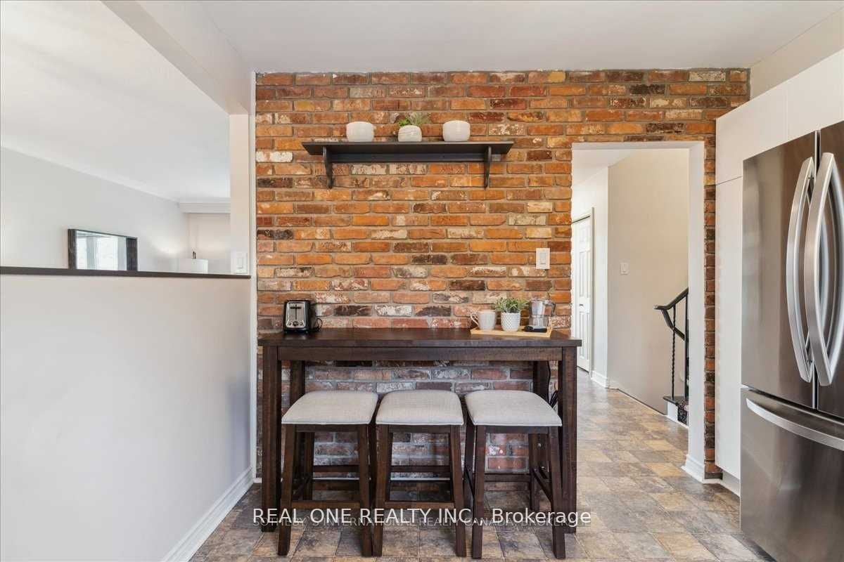 346 Trafalgar Crt