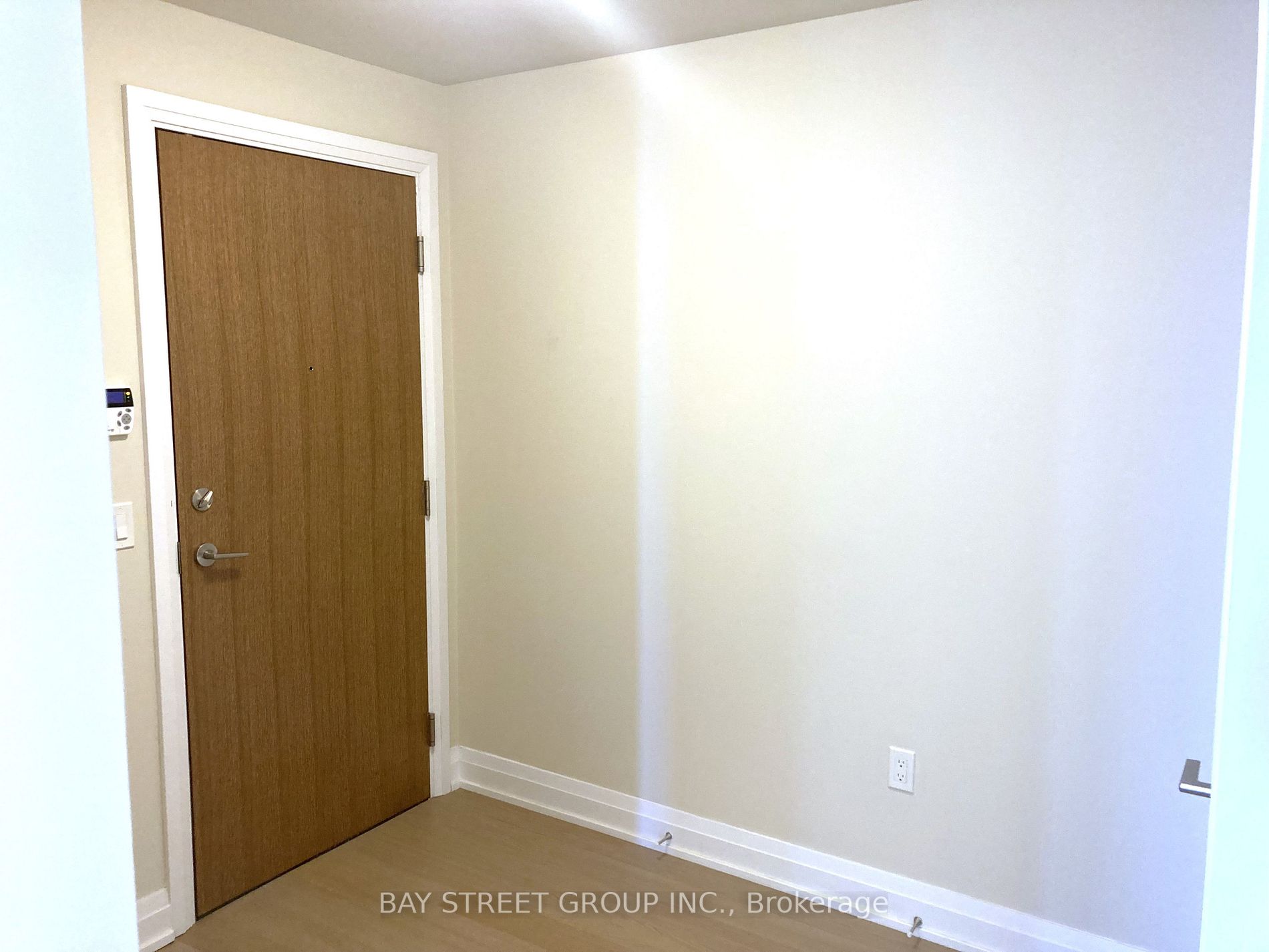 20 Shore Breeze Dr, #1010