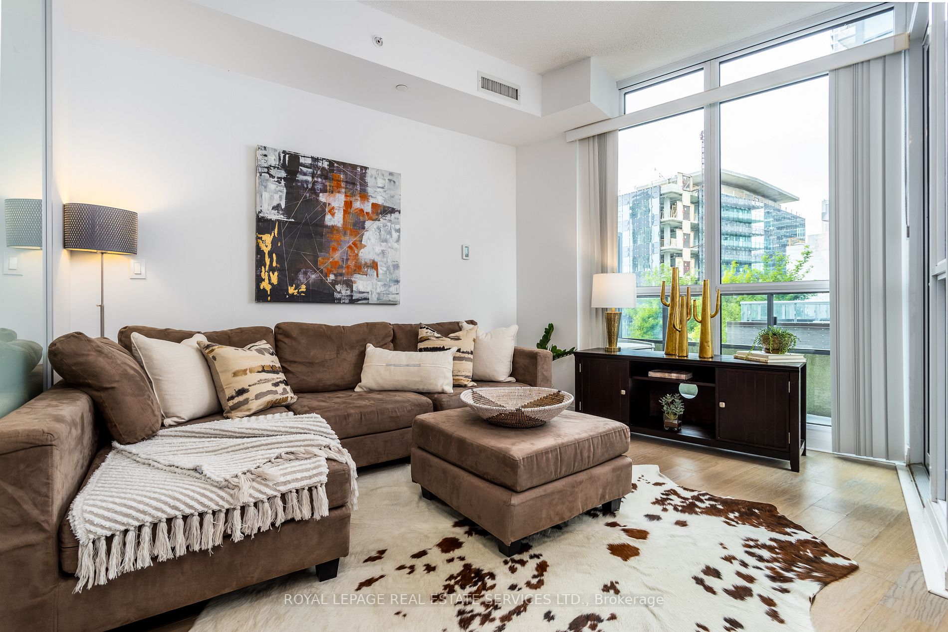 Listing W6807728 - Large Photo # 3