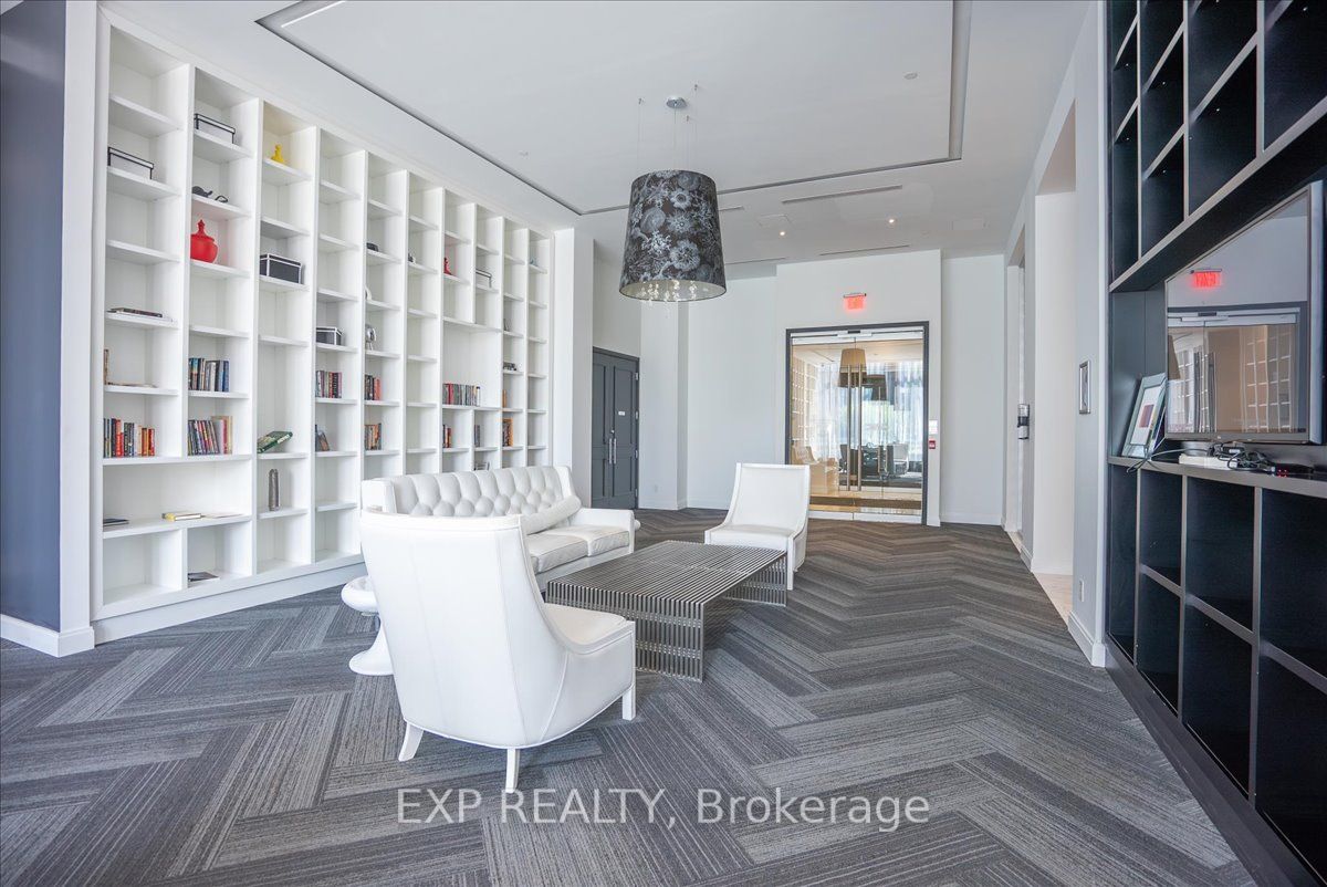90 Park Lawn Rd, #2515